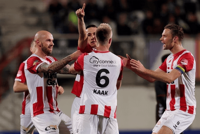 神杯立下汗 神杯立下汗