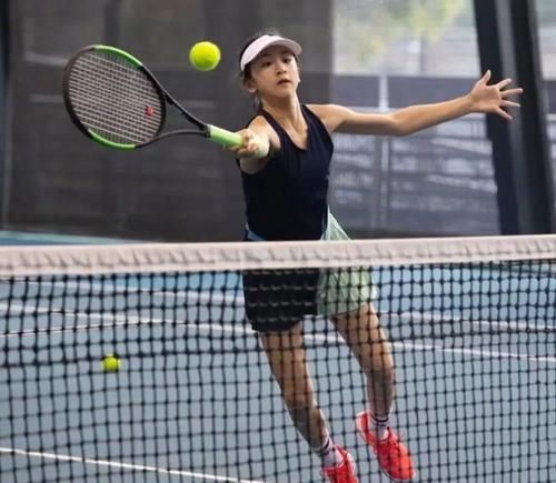 WTT重庆冠军赛：王艺迪3-0伊藤美诚 晋级女单16强.