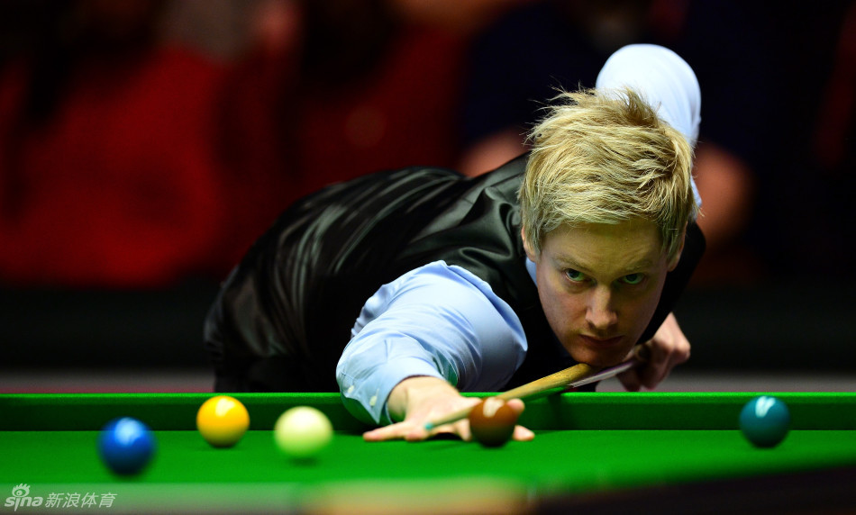 高调炫富后，被曝限制消费，郭斌成老赖？看王楠在家中举动就懂了.