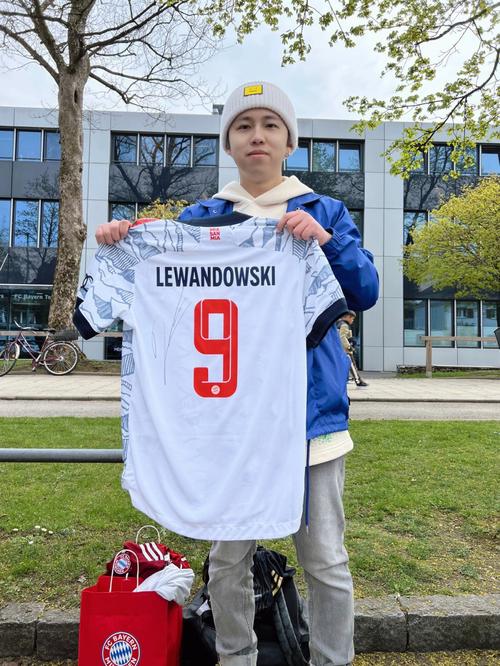 次手递手 次手递手